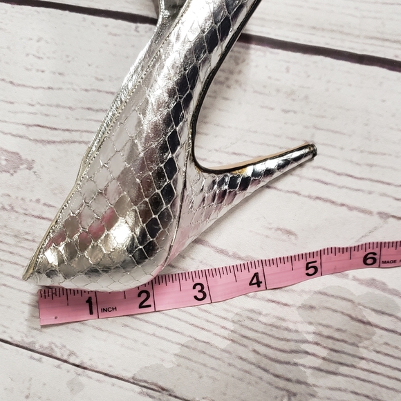 Neiman Marcus Silver Heels - Picture 8 of 8